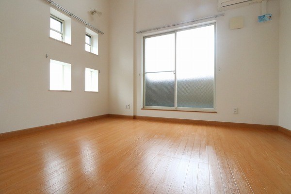 エコール衣笠 ベッドルーム