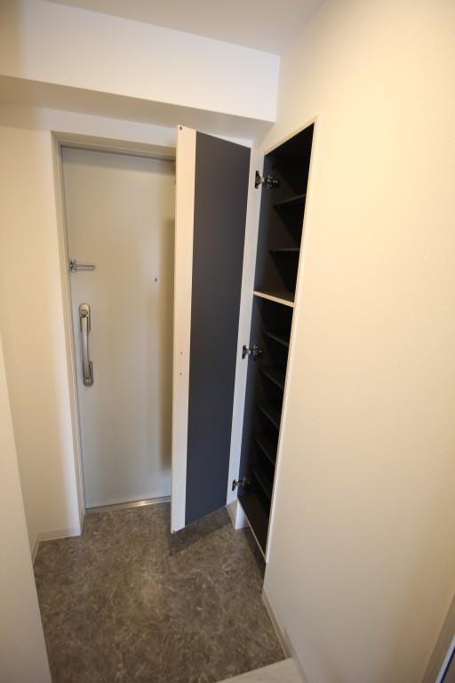 サンブリーズ 玄関