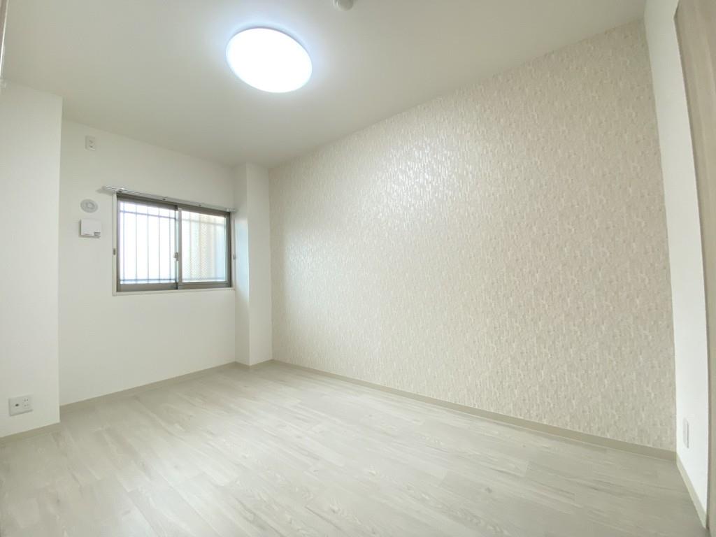 イニシオ山水 ベッドルーム