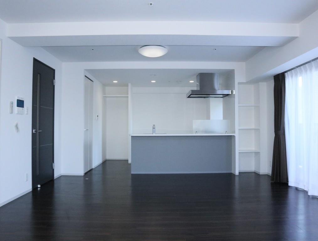 セイワパレス丸の内駅前 リビング