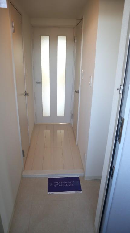 カンナビーノ 玄関