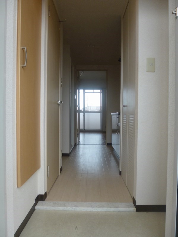 ｳﾞｪﾗﾙｰﾅ 玄関