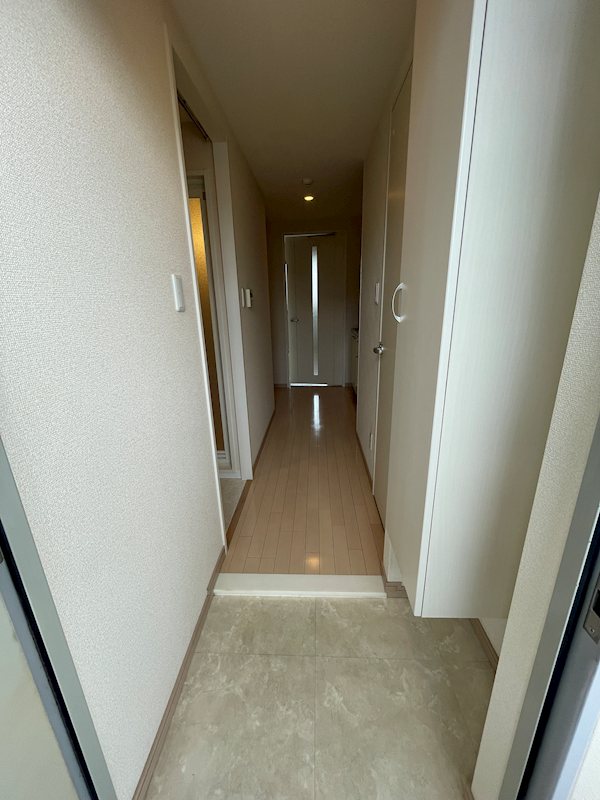 プリマヴェリーレ 玄関