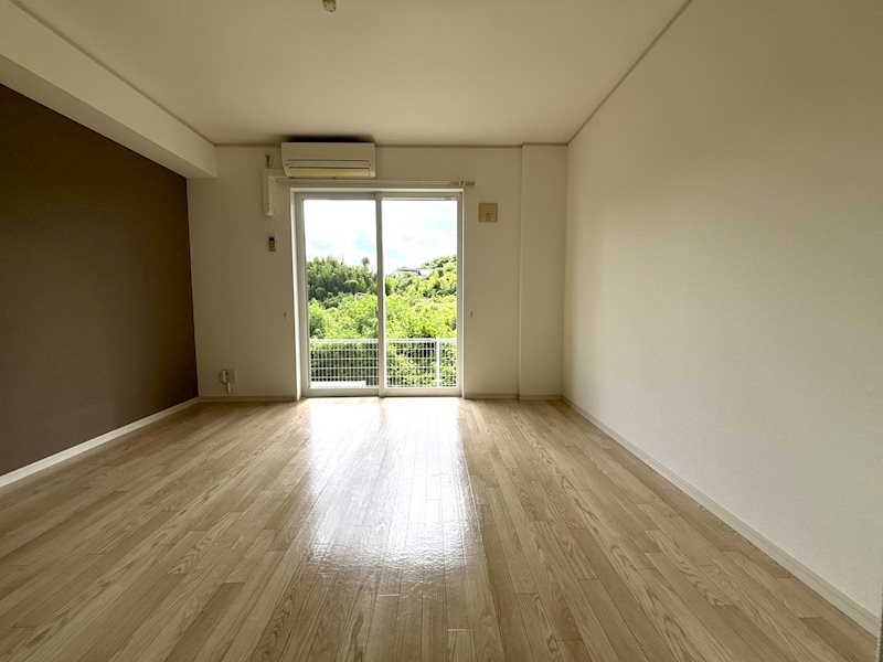 パークサイドイン桃山 ベッドルーム