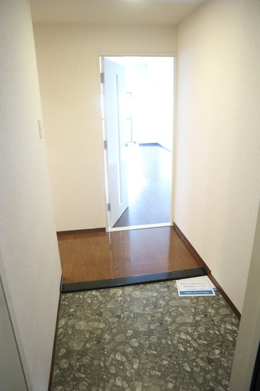 エルソレーユ 玄関