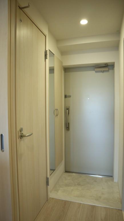 エルアルコン 玄関