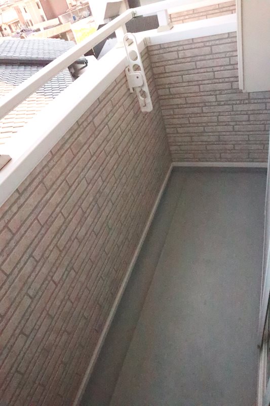 ナシ ドゥ モアール ベランダ