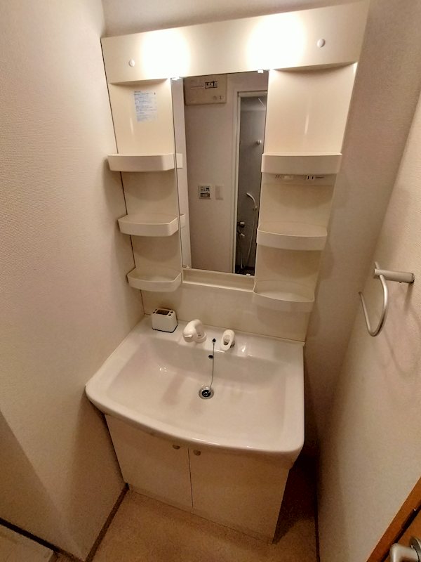 ﾊﾆｰｴｽﾄｩﾃﾞｨｵ その他1