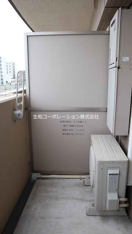 ナチュラルハウス ベランダ