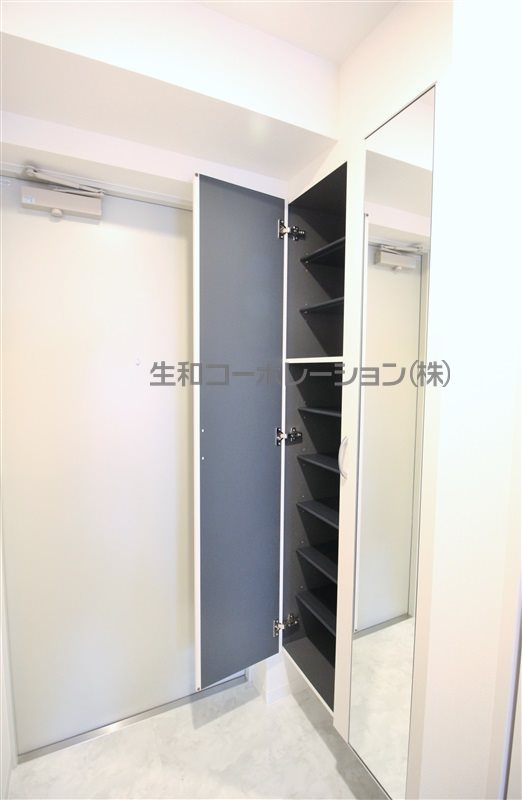 N residence SUMIYOSHI 玄関