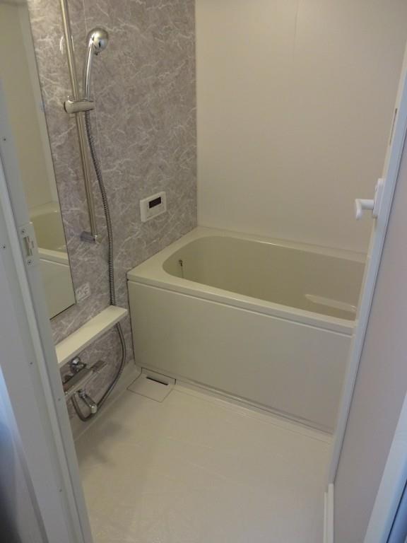 フレール江坂レジデンシャル 風呂画像