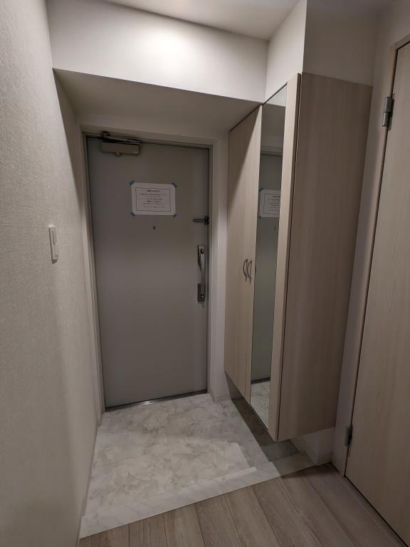 小西ビル 玄関