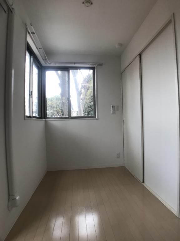 ツルマキロジ ベッドルーム