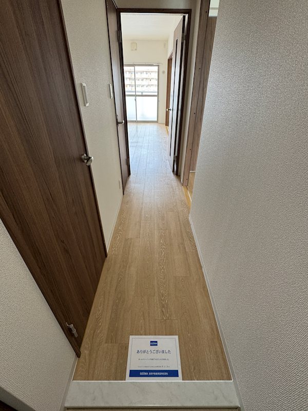 プログレッセ新大阪 玄関