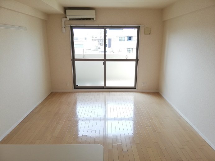 エミネンスコート リビング