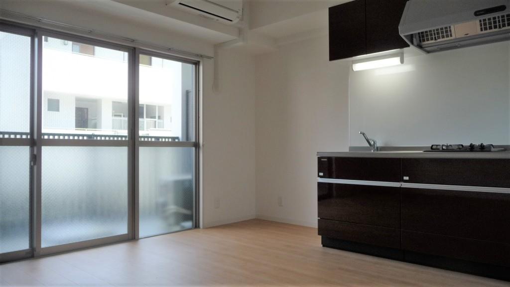 アクア チェントロ リビング