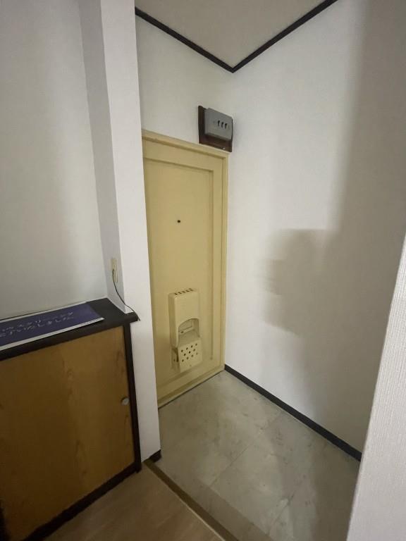 セイワパレス寺山公園 玄関