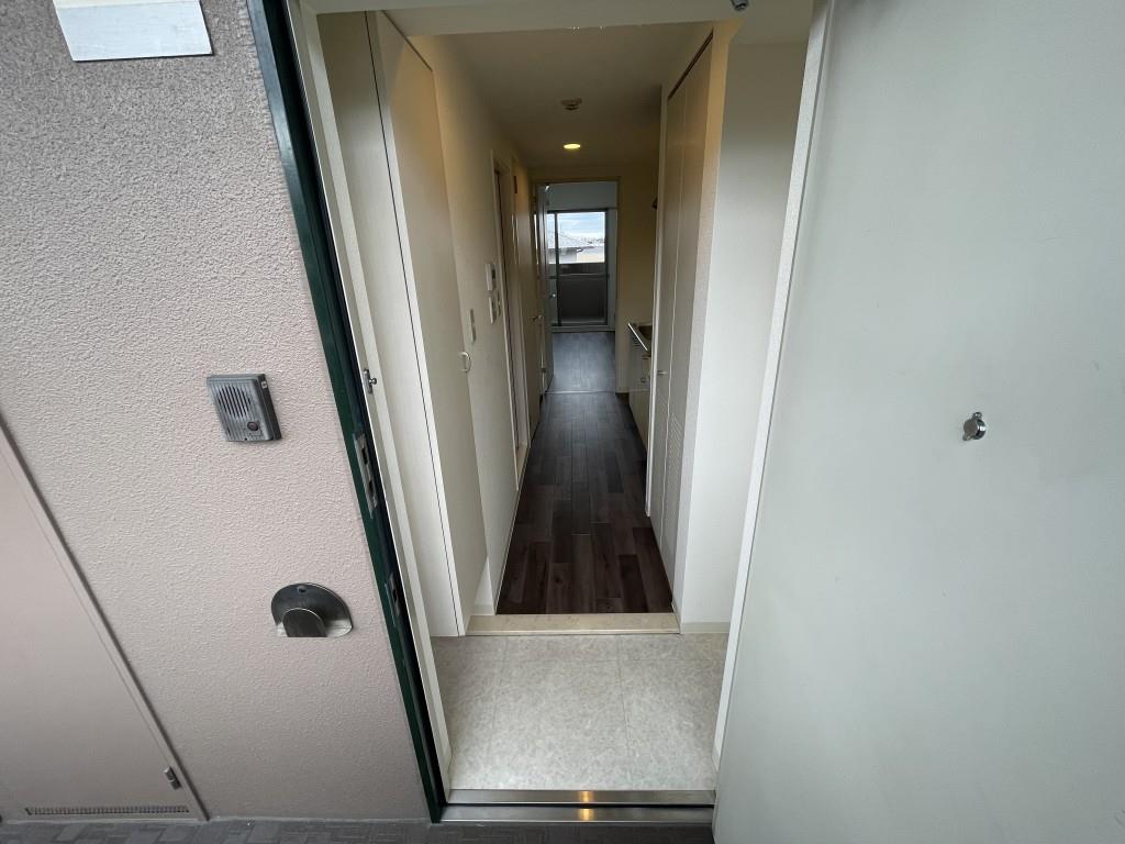 ラ・セデュクシオン 玄関