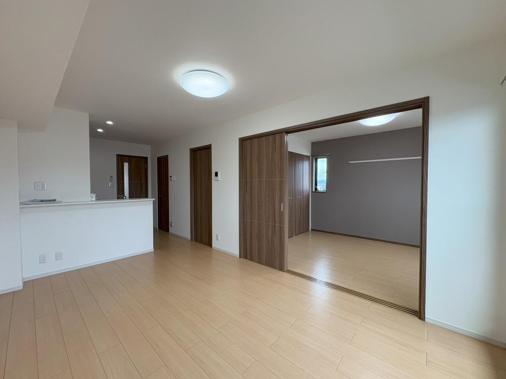 エクセラン朝妻 リビング