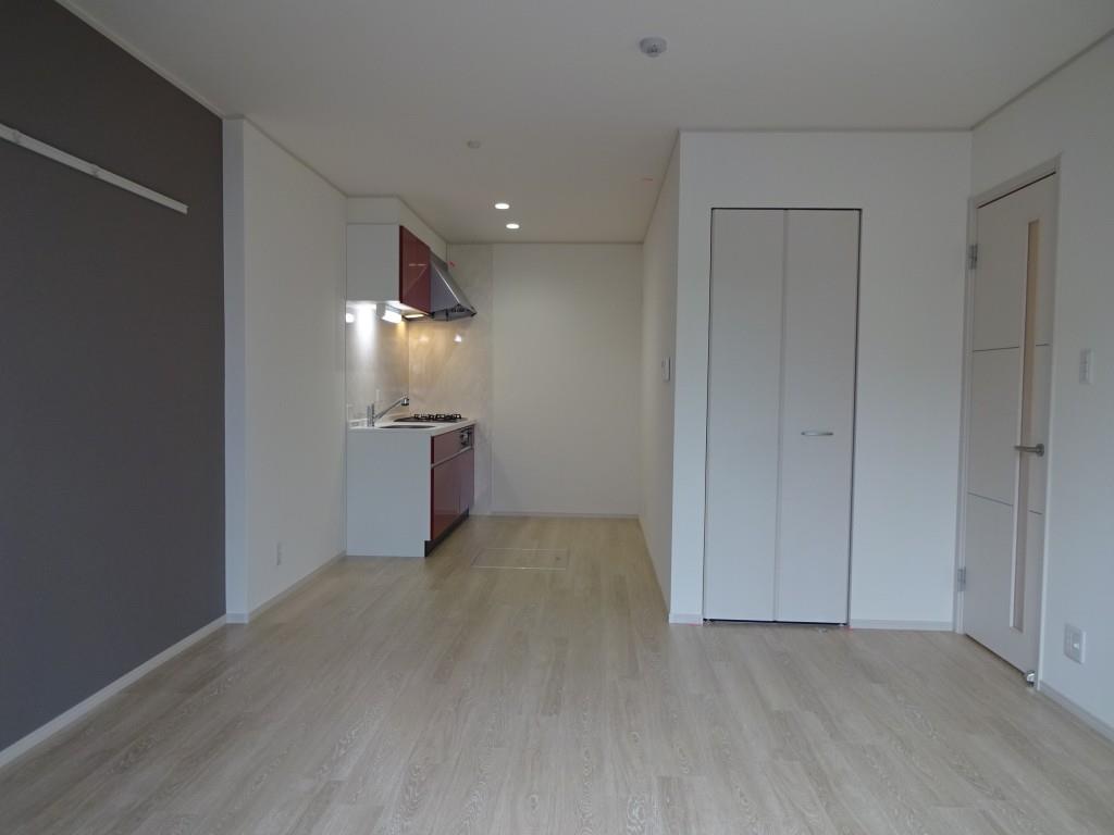 ファミーユ大阪高槻 リビング