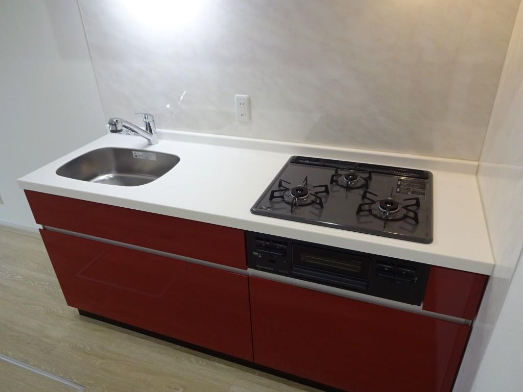 ファミーユ大阪高槻 キッチン