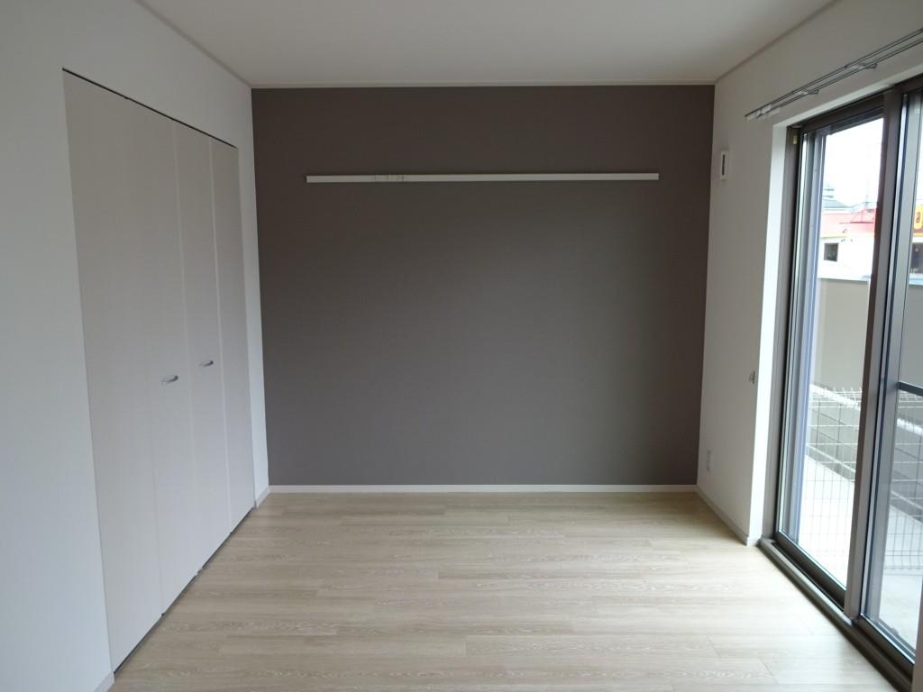 ファミーユ大阪高槻 ベッドルーム