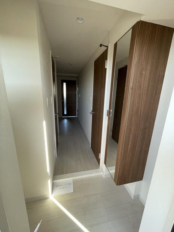 メイプル岩塚本通 玄関