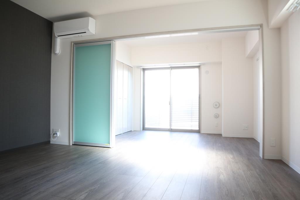 テ レジャンデール護国寺EAST リビング