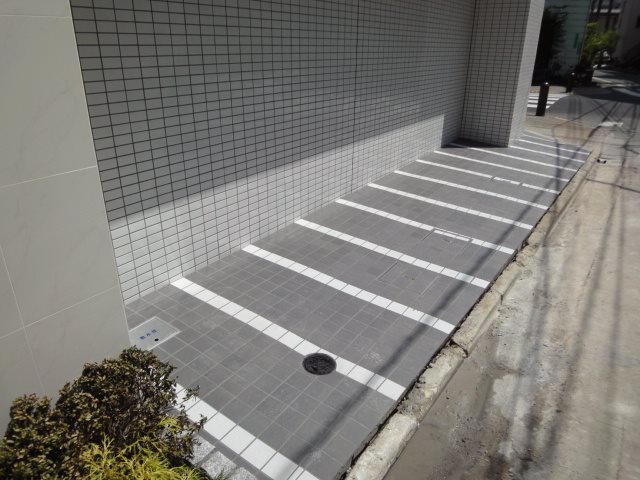 NJ Place その他外観2