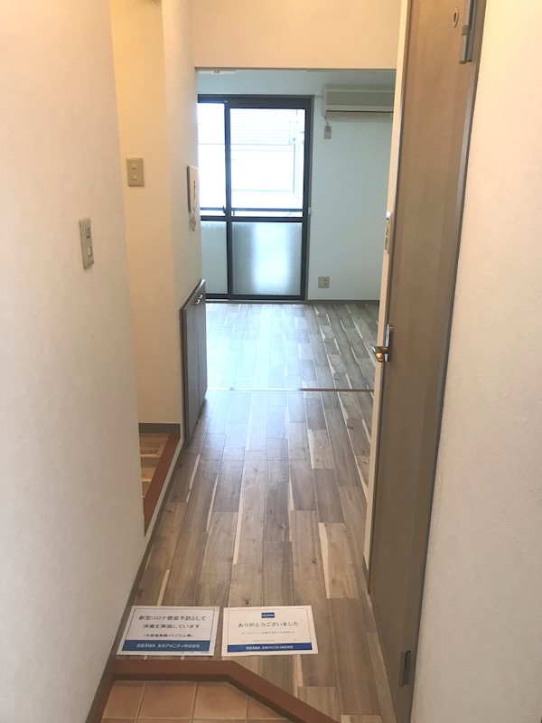 パシフィック稲野 玄関