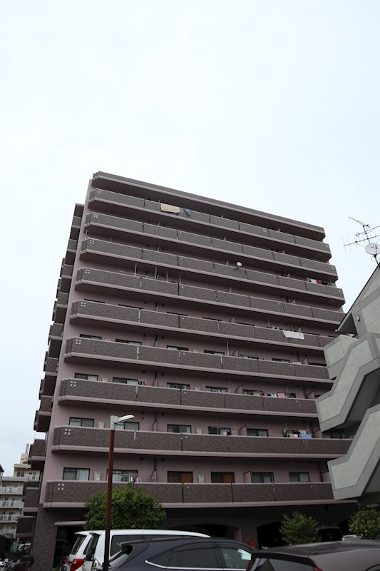 ﾛｲﾔﾙｸﾚｽﾄ 305号室 外観