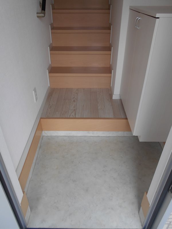 ウエストヴィレッジ 下白水 玄関