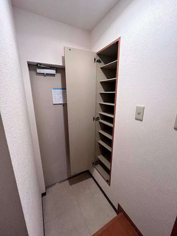 コンフォース 玄関