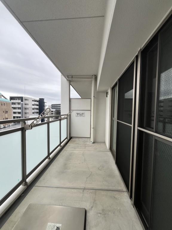 Welina江坂(ウェリナ エサカ) ベランダ