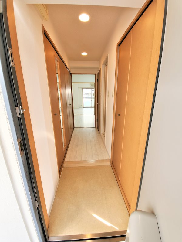 プエンテ21 玄関
