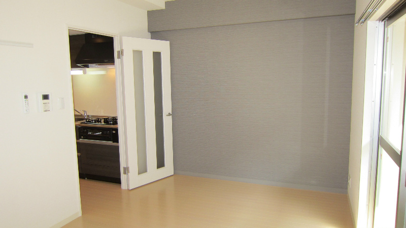 クレセント馬部 リビング