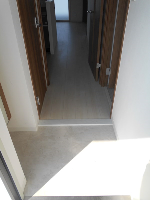 アイ･ウエスト高宮 玄関