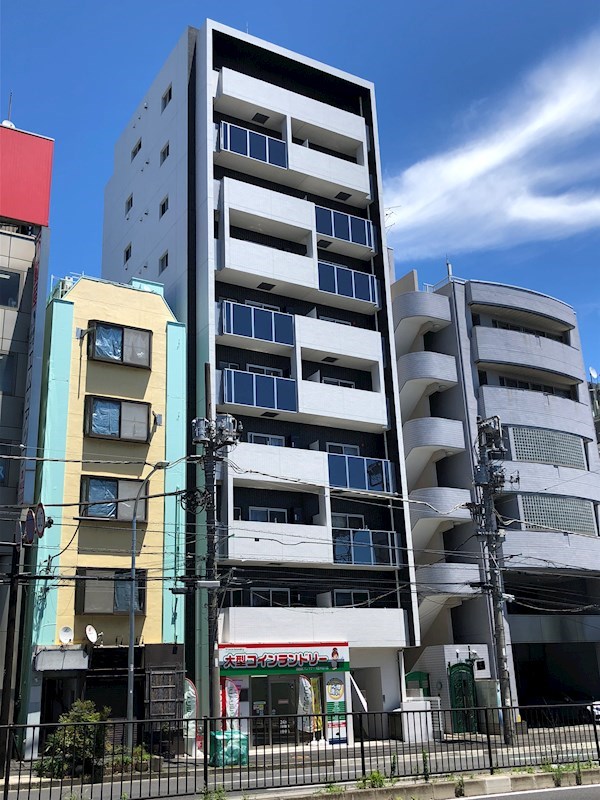 YT LEGACY(ワイティーレガシー) 外観写真