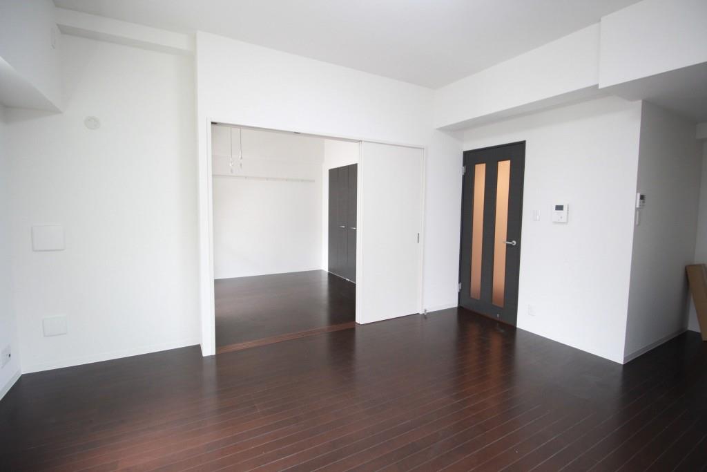 J-FIRST CHIYODA リビング