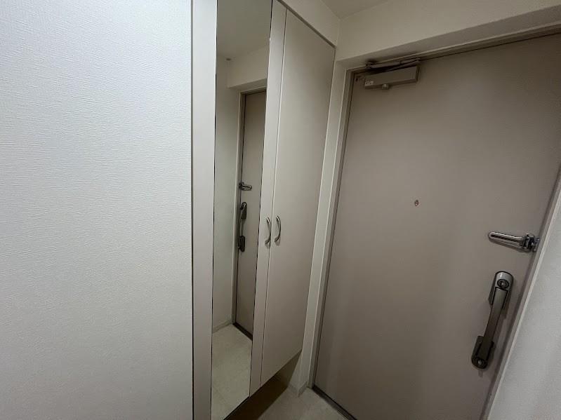 BROU上町台 玄関