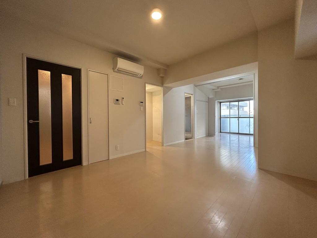 ブロッカート リビング