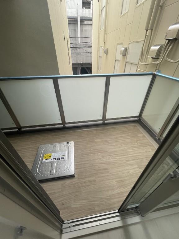 AKASHI ENTERPRISE ベランダ