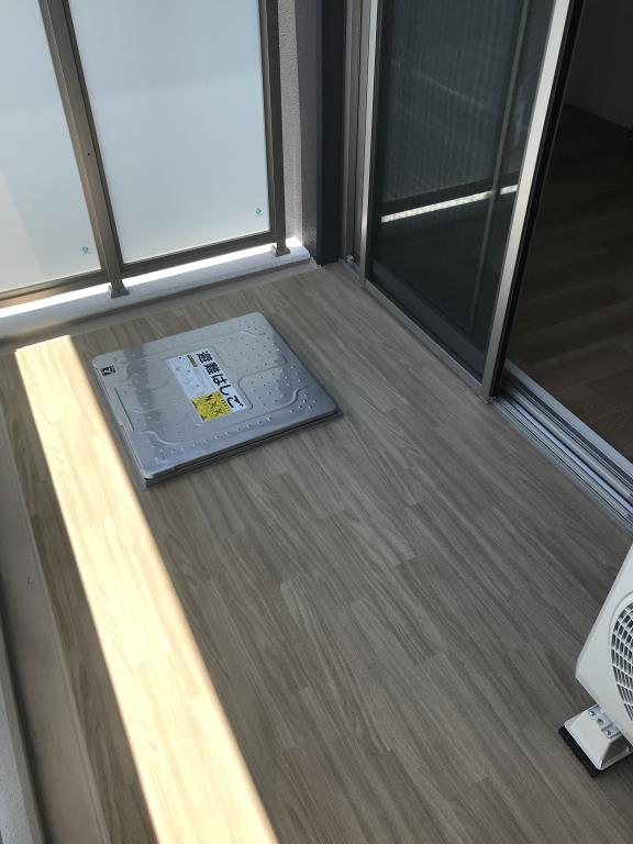 AKASHI ENTERPRISE ベランダ