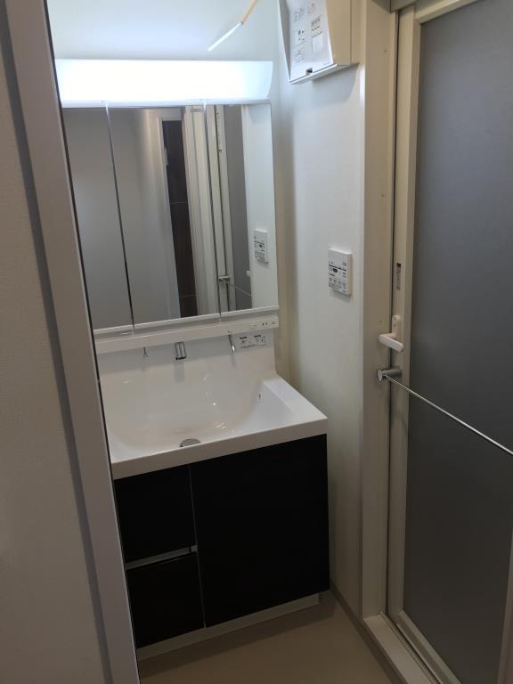 AKASHI ENTERPRISE その他8