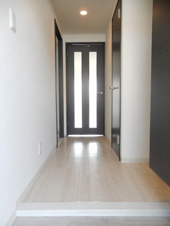 アヴァンタージュ (鶴見区) 玄関