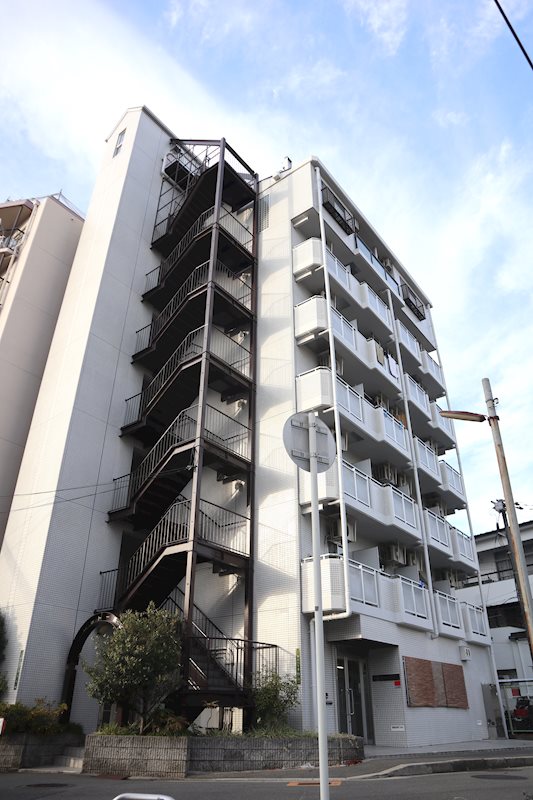 シャトー辰巳 502号室 外観
