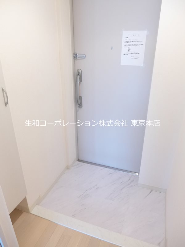 ラフィネット 玄関