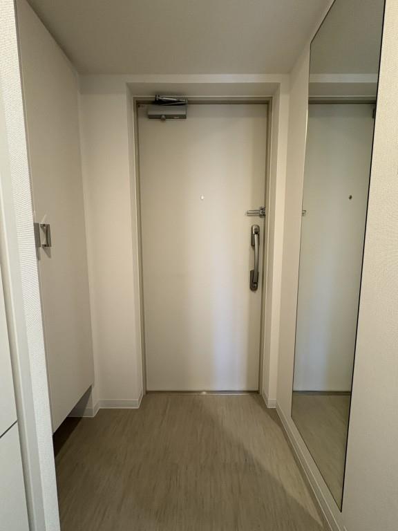 Arome梅田 玄関