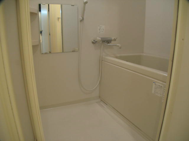 フラン･カジヤ 風呂画像