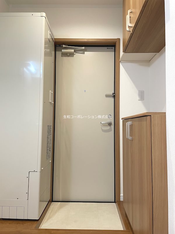 ランドヴィル千住柳町 玄関